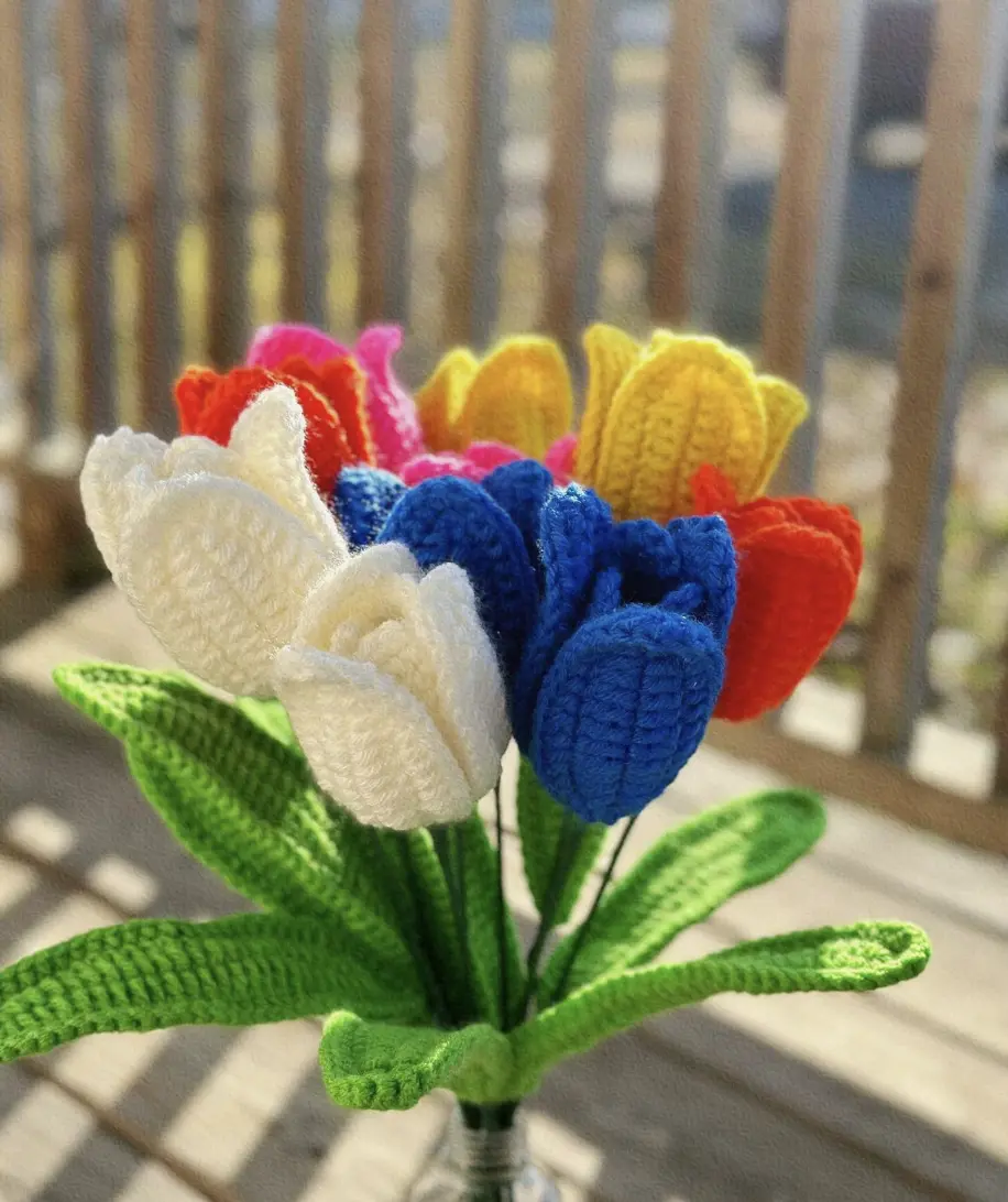Crochet Tulips flowers | handmade crocheted flowers