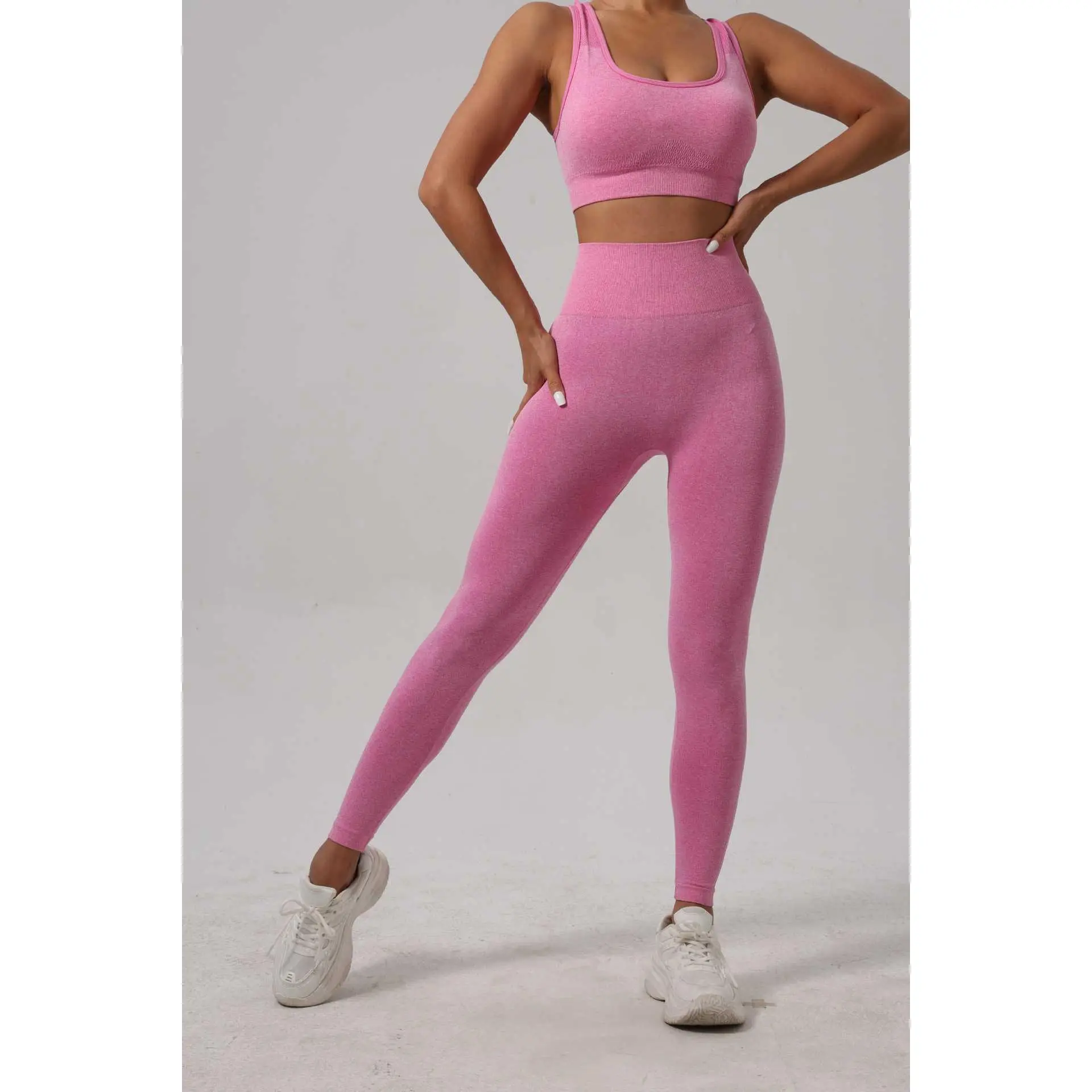 Rose red [long pants]