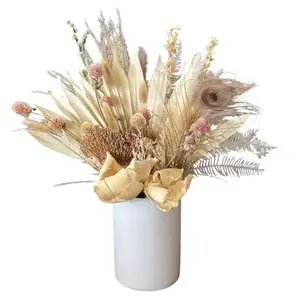 The Sandy Dried Flower Arrangement