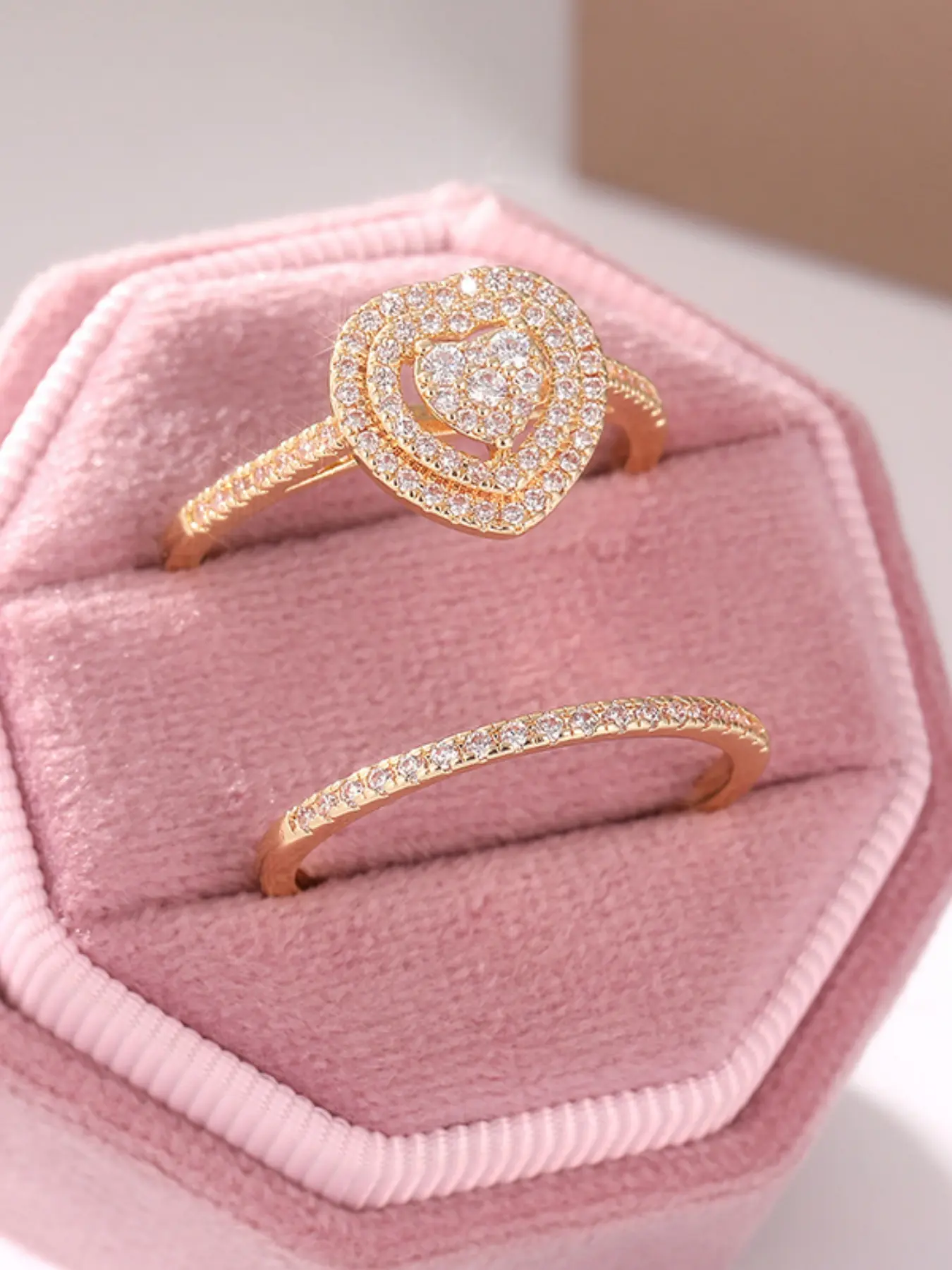 2pcs Exquisite and Elegant Heart-shaped Rings, Fashionable Jewelry Suitable for Women's Wedding Parties, Perfect Holiday Gift, Heart Cluster Ring, Wedding Ring Sets