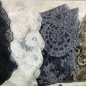 Velo español 48” x 26”