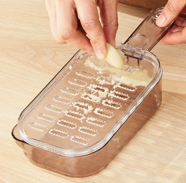 Multi-purpose Hand Food Grater With Removable Storage Container Sharp Stainless Steel Blades Transparent Handle Vegetable Garlic Ginger Mincer Slicer Shredder For Home Kitchen Cooking Prep Daily Household Use