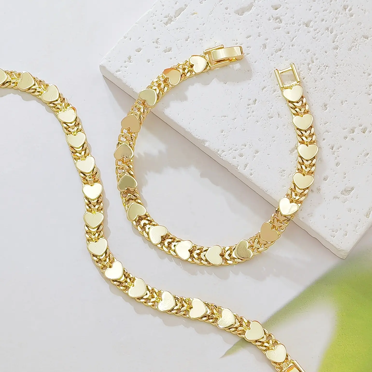 14K Gold Plated Flat Heart Cuban Link Bracelet for Women, Dainty All Heart Chain Wrist Bracelet, Tarnish Resistant Stackable Sweet Love Fashion Jewelry Gift for Her