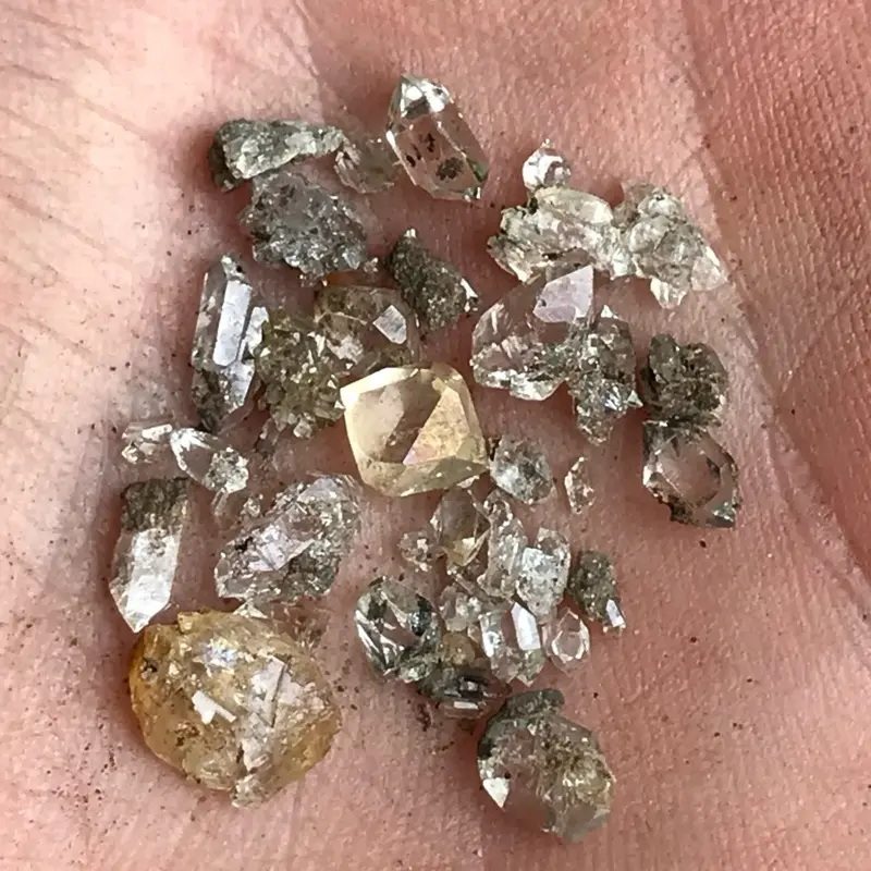 Herkimer Quartz Crystals 4 Grams AA Grade Natural Hand-mined Double Terminated Gemstones from Middleville, New York crystal gems