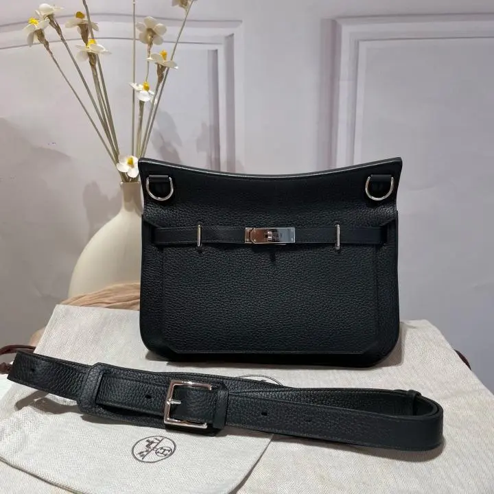 Pre-owned Hermès Jypsière 28 Black Clemence Leather Palladium Hardware Y Stamp 23960138