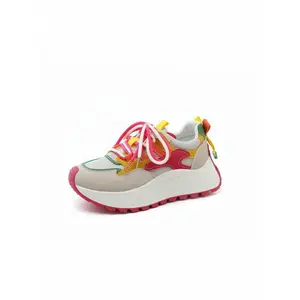 Women's autumn and winter fashion casual shoes; thick-soled high-water platform lace-up outdoor sports shoes; lightweight comfortable soft-soled antiskid wear-resistant commuting shoes.