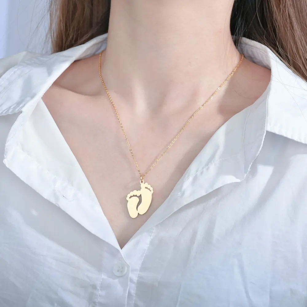 PN54 Customized Engraved Foot Pendant Stainless Steel Necklace Mother's Day Children's Day Gift