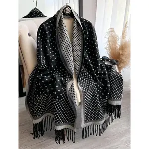 Women's Polka Dot Pattern Double Sided Thickened Shawl, Casual Soft Warm Long Scarf for Fall & Winter, Fashion Accessories for Daily Wear