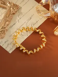 Design sense: Flowing light phantom phone line wrapped bracelet, bracelet, fashionable accessory