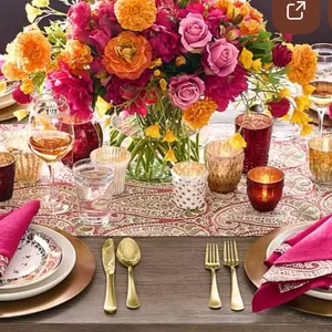 Gold flatware set
