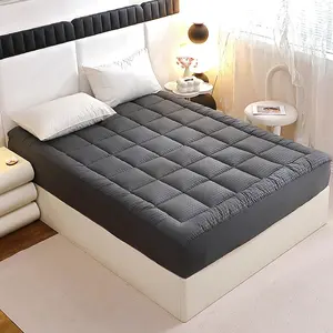 1 Piece White/dark Grey 100% Polyester Quilted Mattress Protector Pad with 43cm Bed Skirt crevice brush