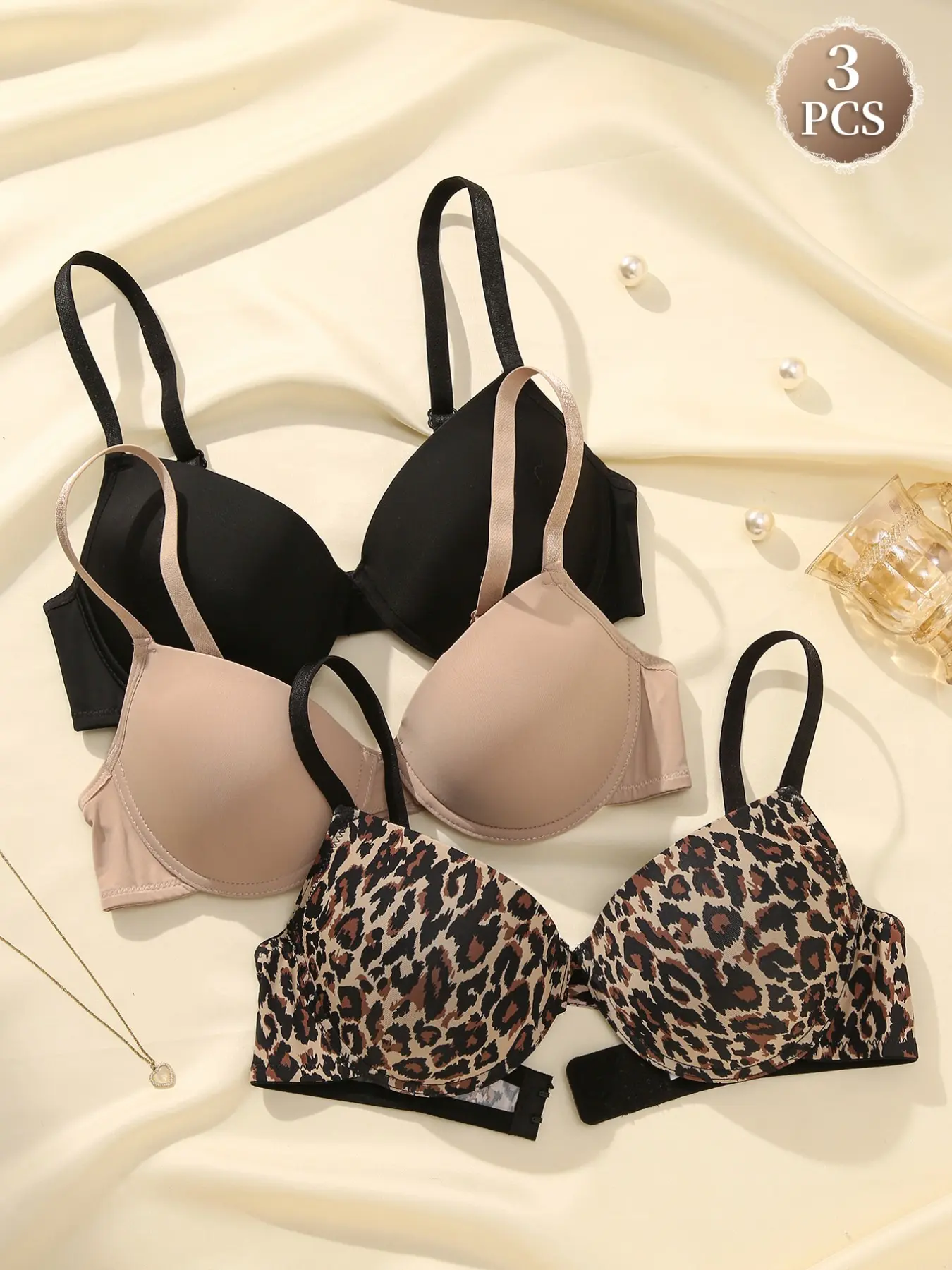 3-Pack Women's bras, Medium, available in a variety of styles, including multi-color leopard print, underwire push-up designs, perfect for everyday Fit, casual wear, suitable for all four seasons, Medium Support, Underwear, Lingerie