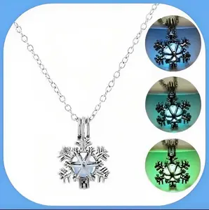 New Gorgeous Winter ️ BLUE/SILVER Snowflake ️ Solar Luminous Necklace