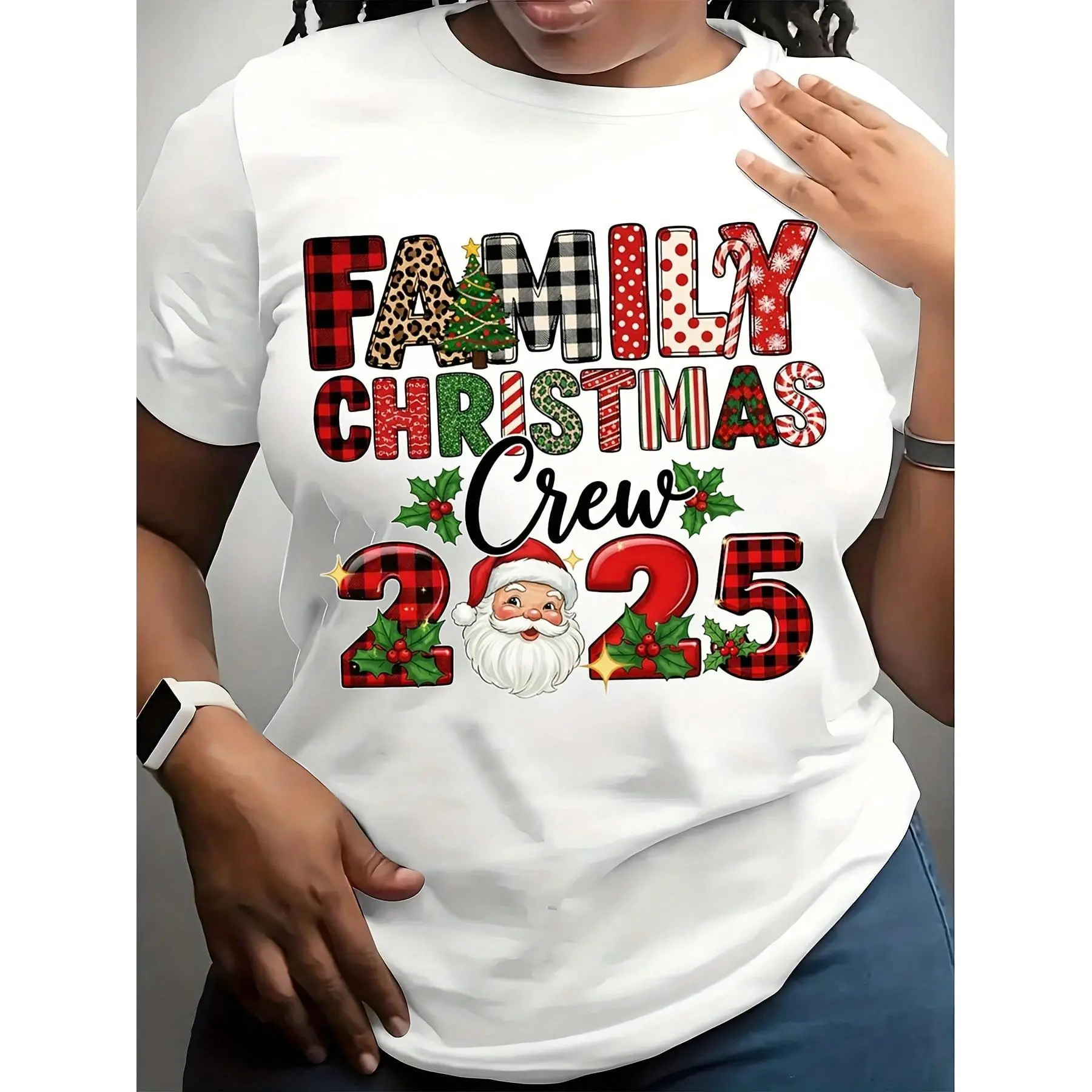 Family Christmas Crew 2026 T-Shirt - Festive Holiday Plaid Santa Design For Christmas Celebration, Matching Family Outfits, Christmas Party Wear, Xmas Gift For Kids And Adults,Casual Crewneck Womenswear Clothes