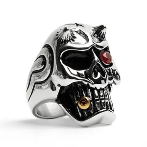 Anillo de cigarro de acero inoxidable con forma de calavera de diablo con circonita cúbica roja para fumar en oro de 18 quilates con revestimiento de PVD: 10