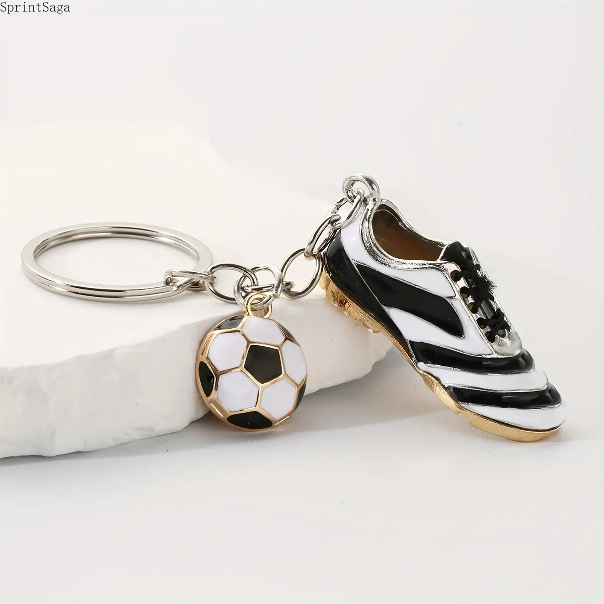 Creative Alloy Metal Football Shoe Keychain Pendant, Stylish Car & Luggage Charm, Perfect Commemorative Gift for Friends & Brothers, Fashionable Alloy Keychain, Unisex, Car Luggage Key, Football Motif, Shoe Pendant, Football Pendant
