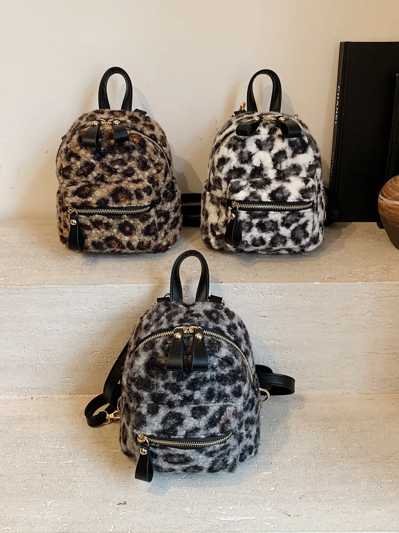 2025 New Autumn Winter Women's Plush Fuzzy Backpack Leopard Print High Value Fashion Casual Versatile Mini Backpack Trendy Backpack