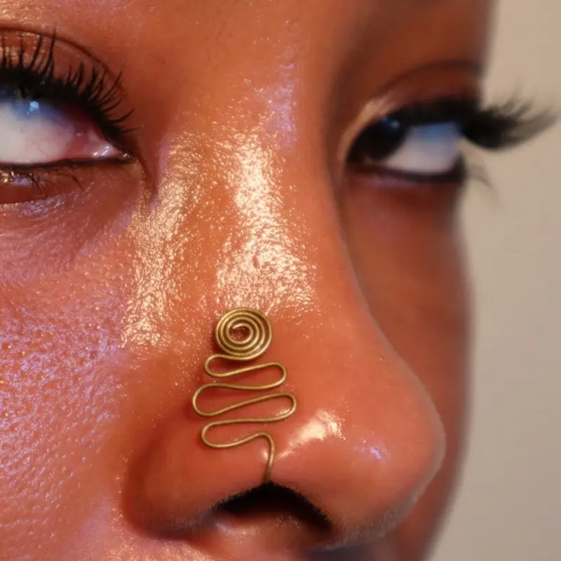 Essence Nose Cuff Essence Nose Cuff