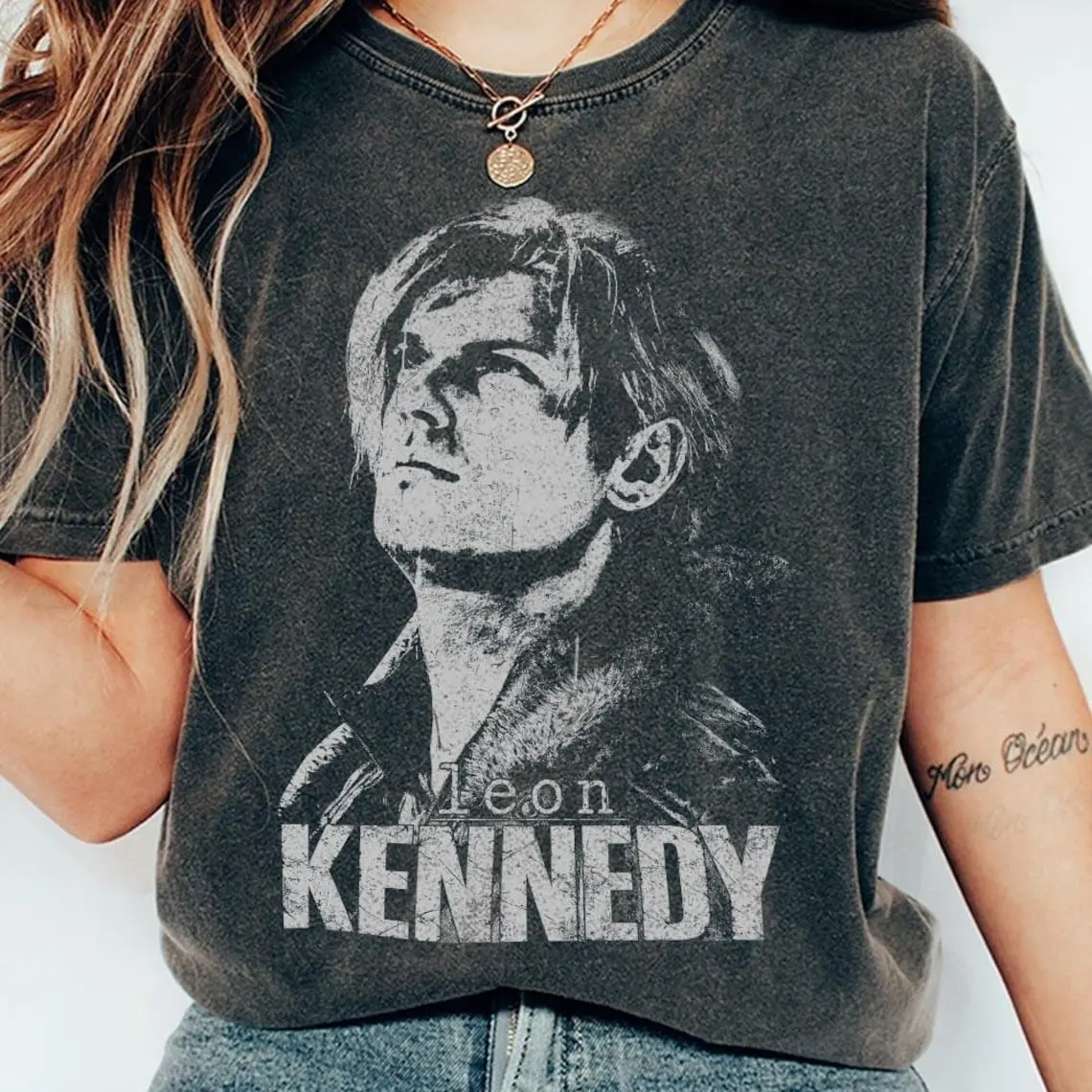 Leon Kennedy Vintage Comfort Colors Shirt, Resident Evil Requiem Shirt, RE9 Requiem Shirt Fan