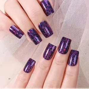 BlinkingNails Manicure