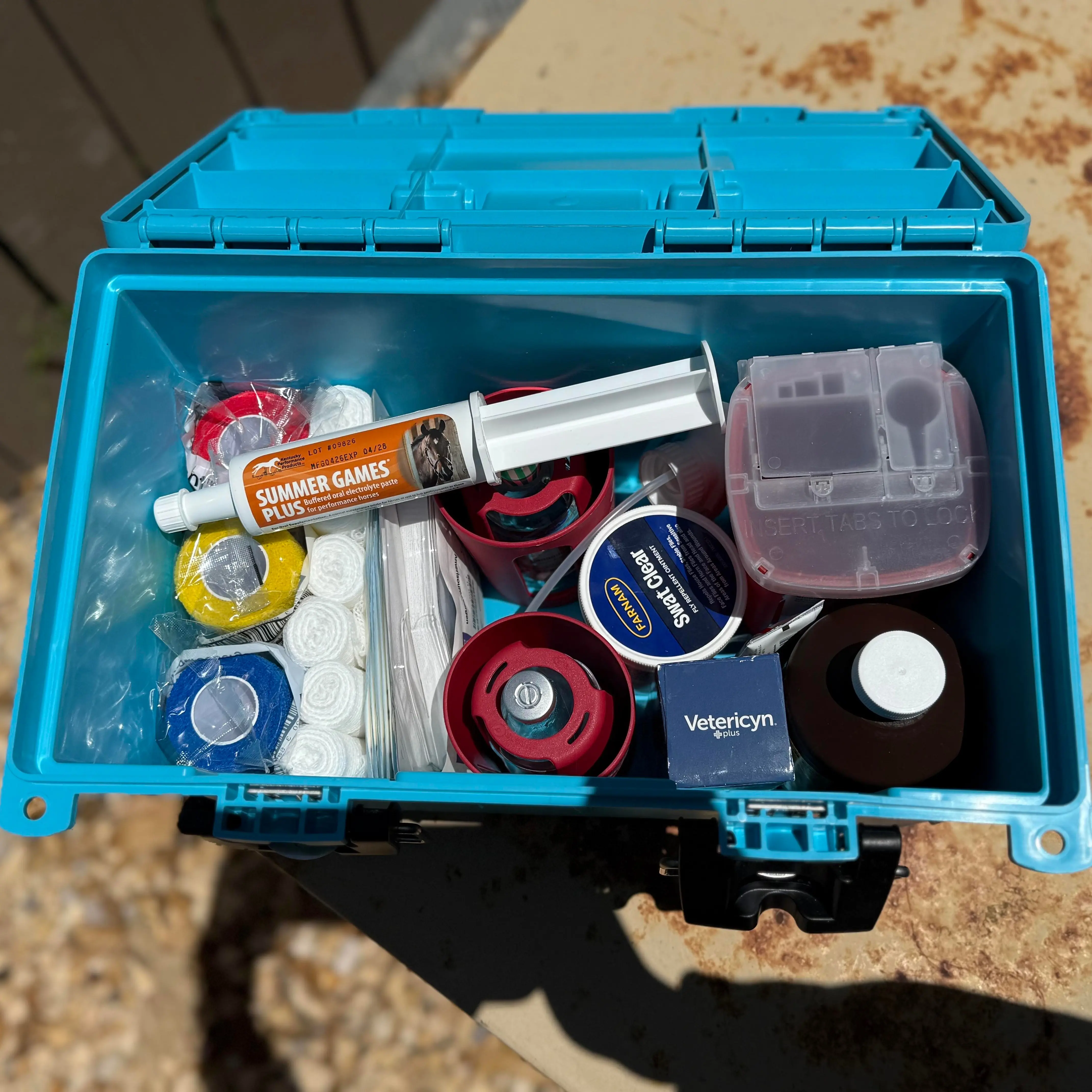 "The Starter" Fully Stocked Equine Vet Kit "The Starter" Fully Stocked Equine Vet Kit
