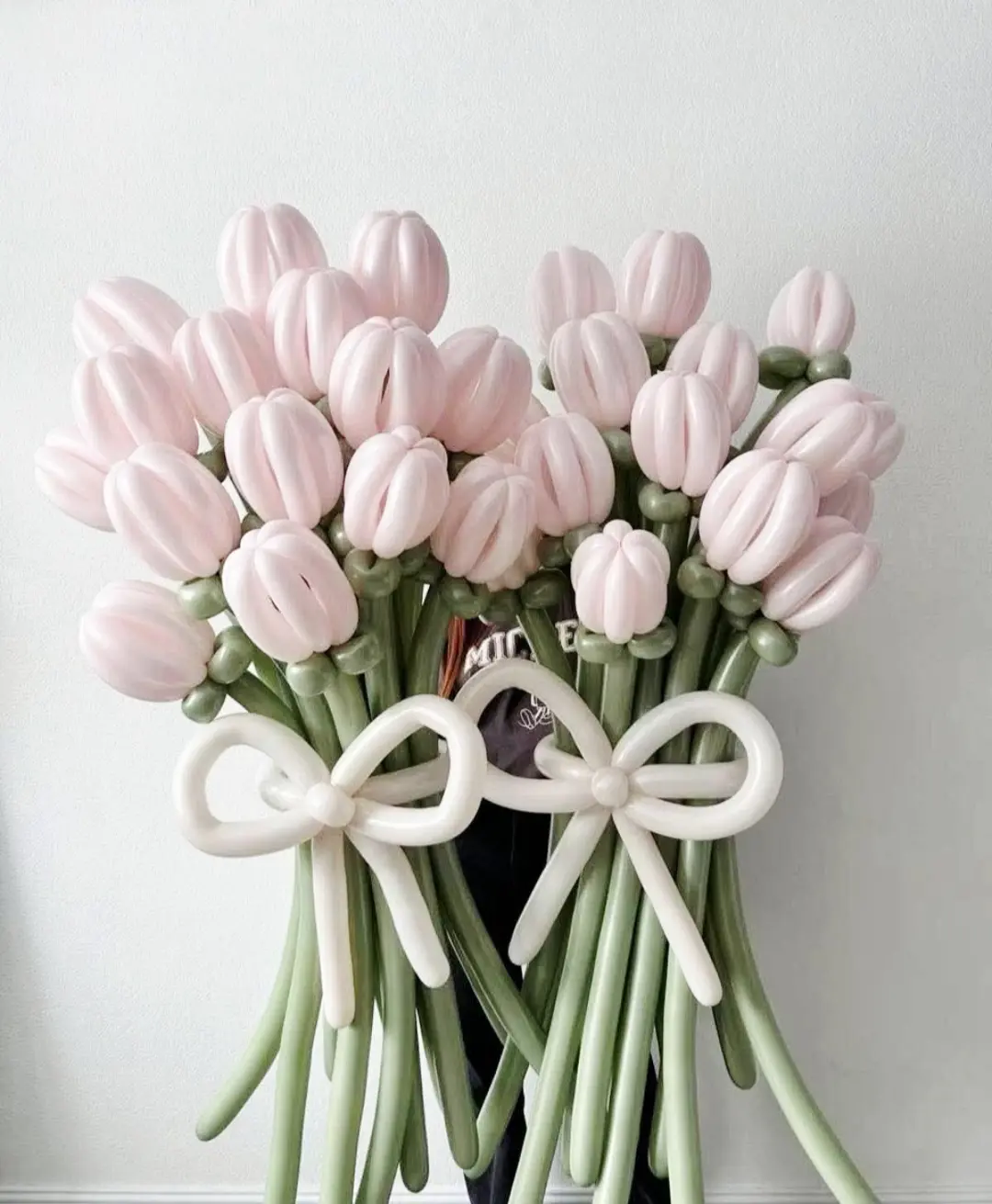 The Wow Factor: Unique balloon artistry that brings instant smiles.