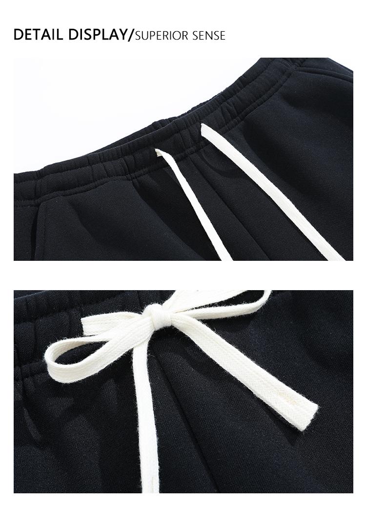 Pack of 4 men’s casual long pants featuring a drawstring elastic waistband and a loose fit for comfort and versatility. Suitable for everyday wear, leisure, sports, and fitness in spring and autumn.