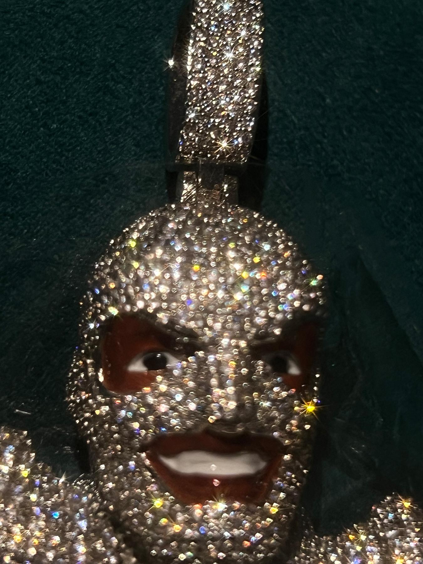 Diamond Hip Hop Pendant Exquisite Jewelry Ice Feeling Luxury Diamond Thief Beauty Man Faced with Iced Outer Pendant Hip Hop Pendant Completely Iced Rap Singer Charm, Gift for Boyfriend, Personalized Customized Pendant