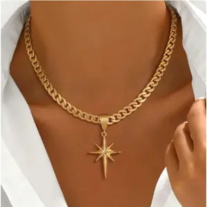 Women's Gold Flat Cuban Chain Necklace with Eight-Pointed Star Pendant — Trendy Y2K Style Statement Jewelry (Valentine's Day)