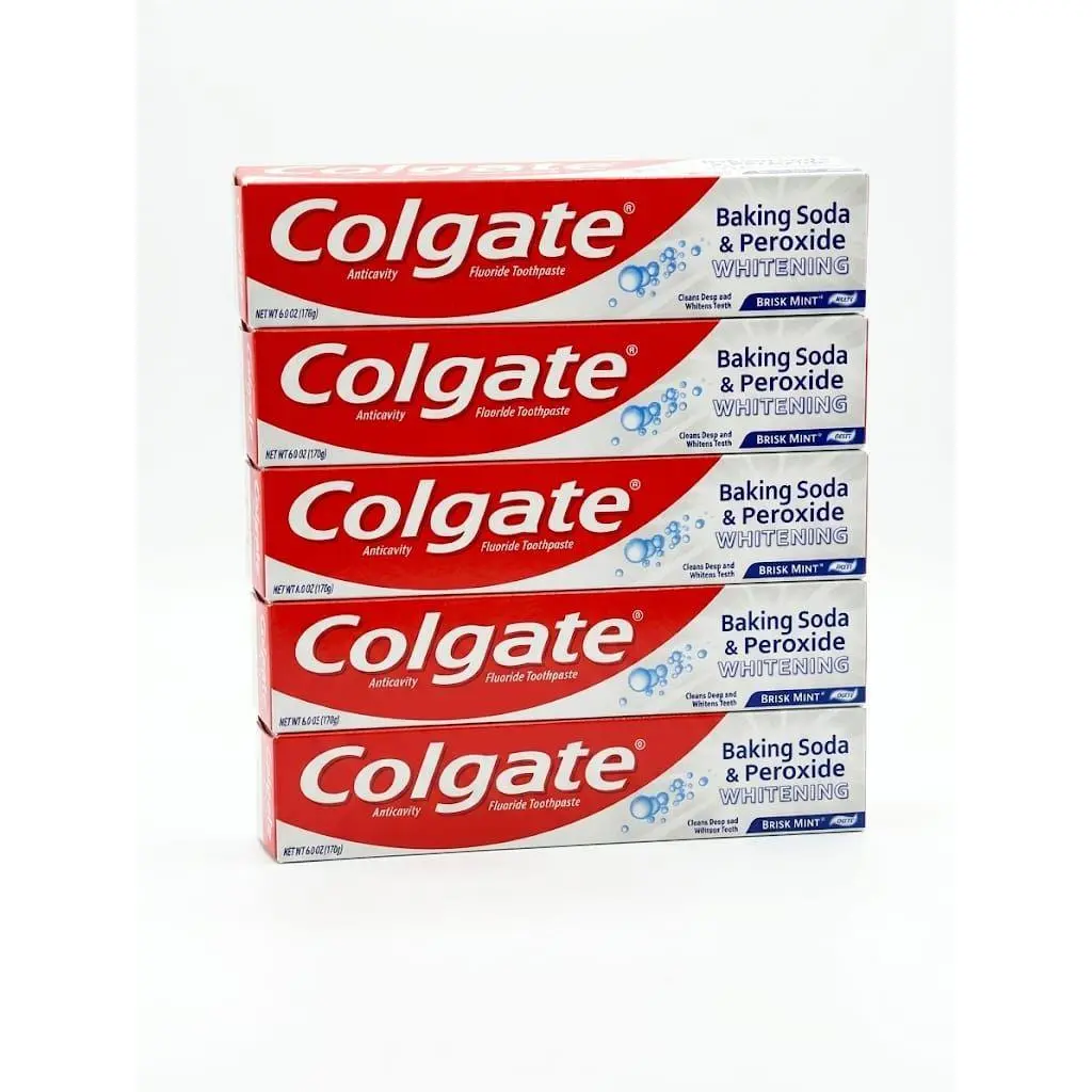 Colgate Baking Soda & Peroxide Whitening Toothpaste - 4 Pack - Fresh Mint Flavor - Anticavity & Fluoride Enriched