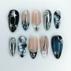 Chic Nail Studio Luxury Press-On Nails Collection | Black Silver Chrome Star Design | Elegant Handmade Nail Art | Acrylic Press On Nails | Reusable Nail Set 10 PCS | Premium Nail Charms