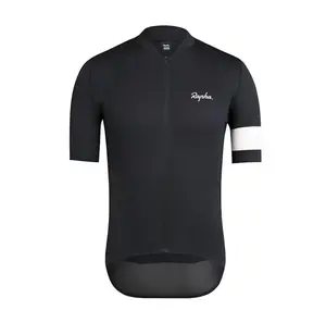 40% OFF - Rapha Mens Classic Flyweight Jersey - A quick-wicking and breathable jersey for your hottest days on the bike.
