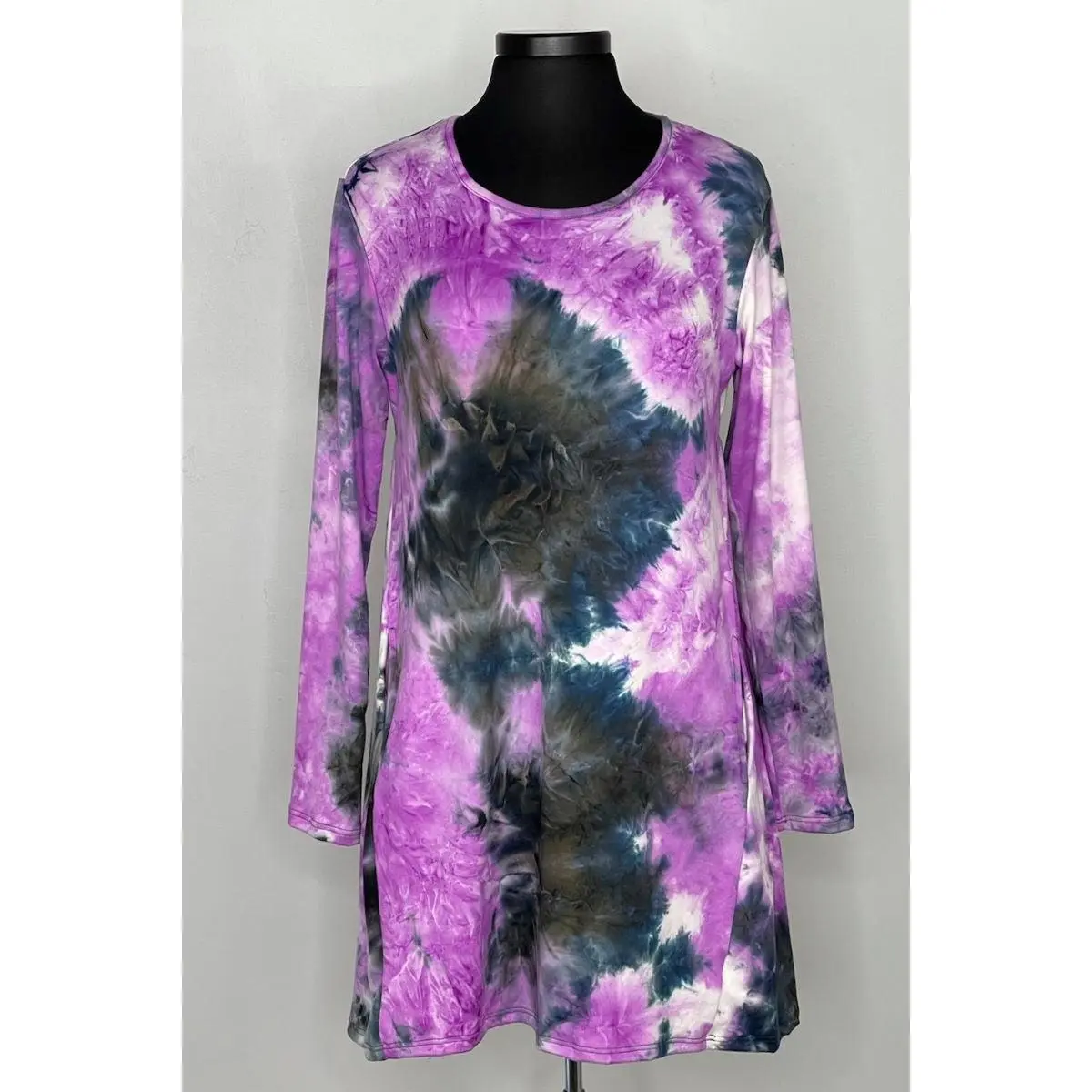 Violet 2AM Long Sleeve Tie Dye Tunic with Pockets