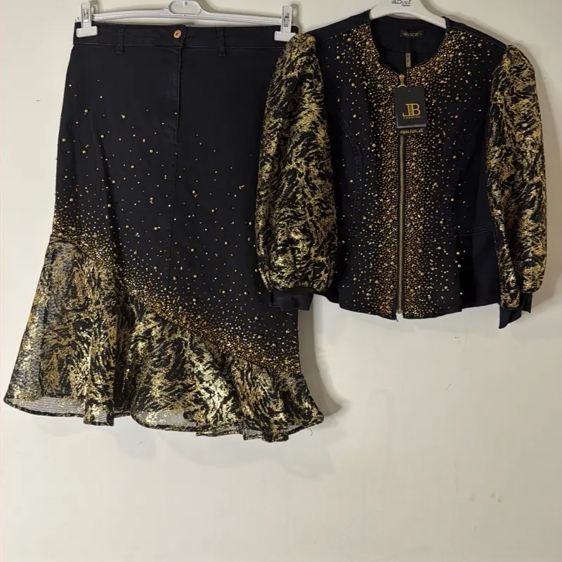 Women's 2-Piece Party Outfit - Stylish Top and Bottom Set for Evening Gatherings Skirt Black color