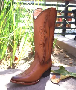 VS20000- VAQUERO SIGNATURE WOMEN'S SNIP TOE BOOTS