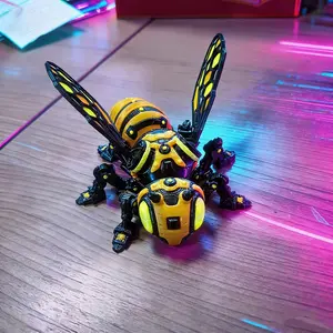 3D Printer Bee Mechanical Cyberpunk Model, Artistic Design with Removable Wings, Ideal Gift Option, Unique Decorative Piece