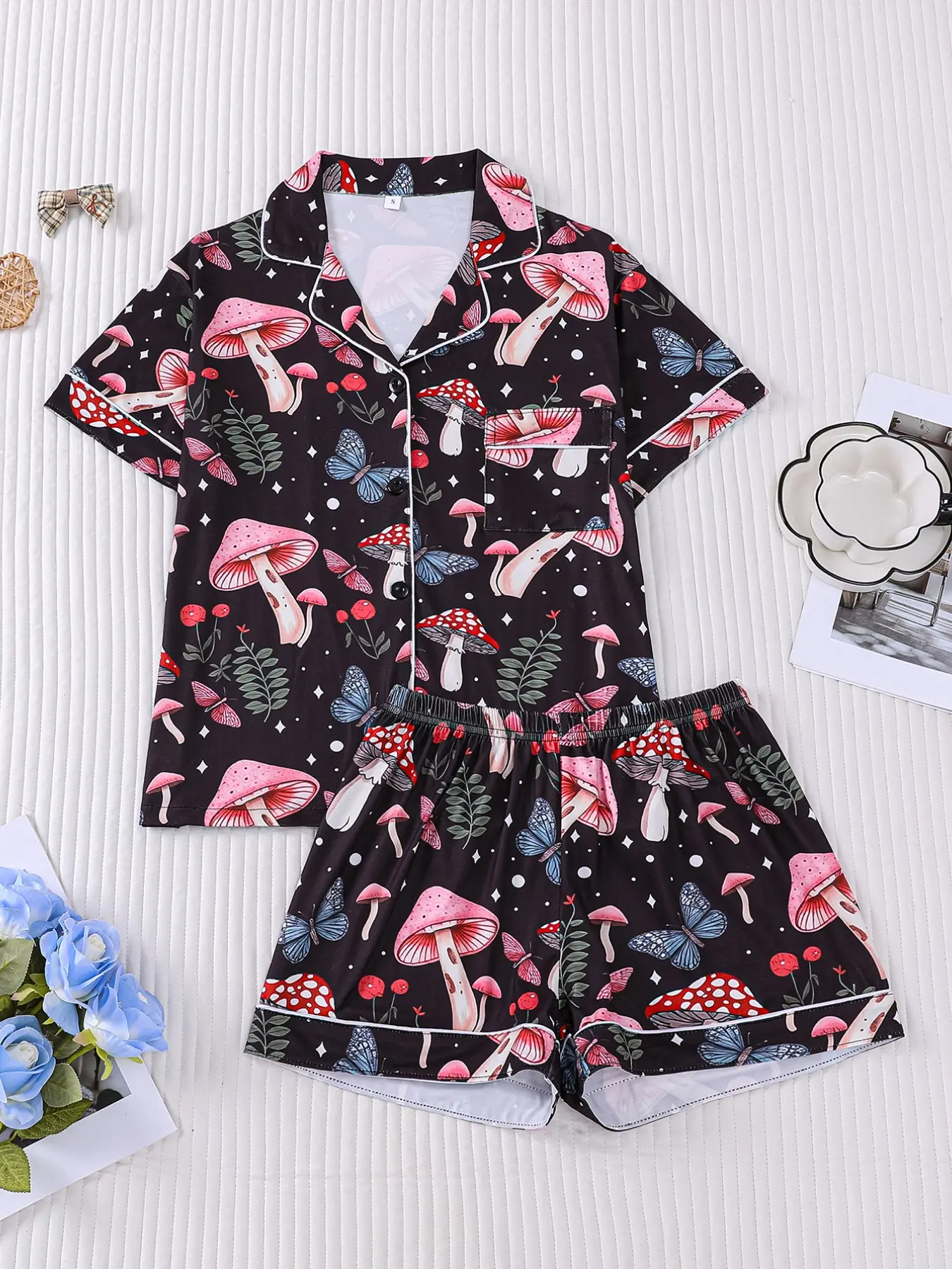 2-Piece Women's Sleepwear Set, Plant Mushroom Print Short Sleeve Top and Shorts, Comfortable Soft Skin-Friendly Elastic Waist, Pajama Set, Pyjamas Set