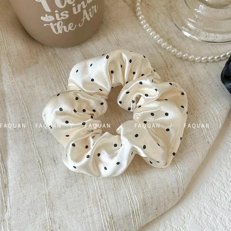 Women's Basic Sweet Pattern Scrunchies - Elastic Hair Accessory for Ponytail Hairstyle, 1 Random Color with Hidden Tie, One Size Daily Versatile Hair Tie