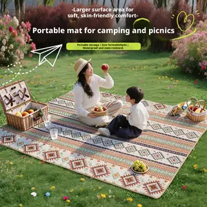Picnic mat, moisture-proof mat, thickened for summer, outdoor camping, sandy beach, spring outing, waterproof mat, floor mat, travel pad