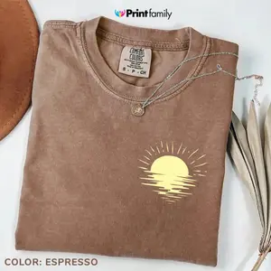 Comfort Colors Retro Chasing Sunsets Tee Vintage Beach Lover Shirt Coastal Vacation Top Minimalist Summer Shirt - Printfamily