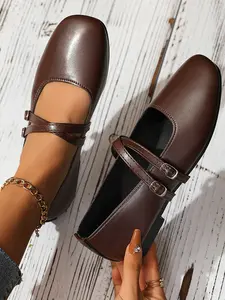 Spring New Fashion Versatile Retro Flat Shoes for Women, Dual Buckle Low-Top Casual Leather Shoes, Soft PU Material, All Seasons