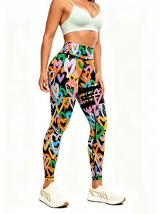 Colorful Heart Pattern Yoga Leggings, Yoga Bottoms, Fashionable Sportswear for Adults, Gym and Outdoor Use, Casual All-Season Wear