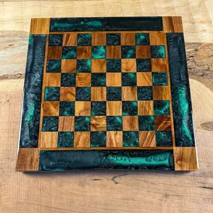 Emerald Black Onyx Walnut Chess Board (INCLUDES PIECES)