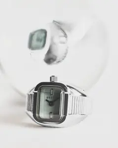 Nocturne Expandable Ring Watch