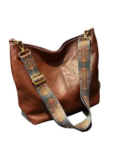 Women's Large Capacity Shoulder Bag, Vintage Wide Strap Boho Style Crossbody Bag, Available in Four Colors, Ideal for Daily Commute