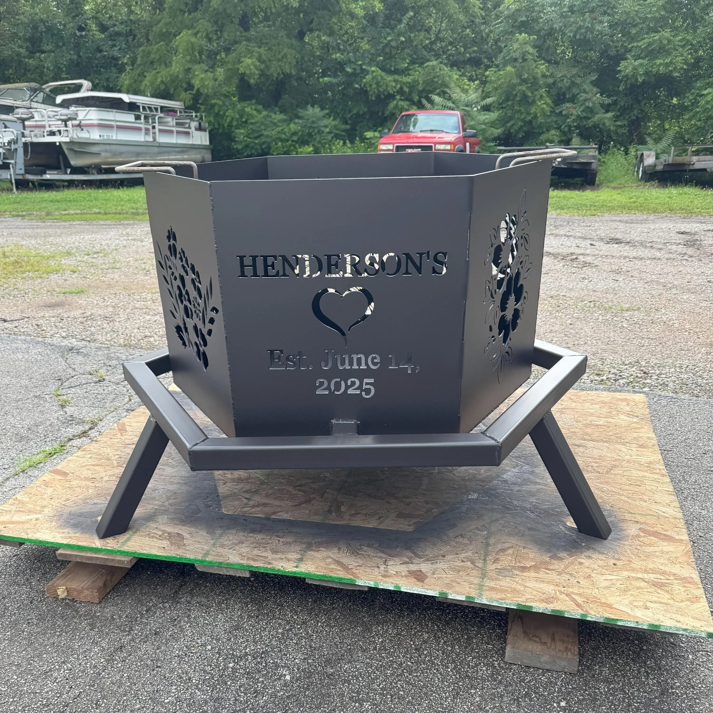 Customizable Fire Pit with Cooking Top - Stay Cozy and Grill Outdoors!