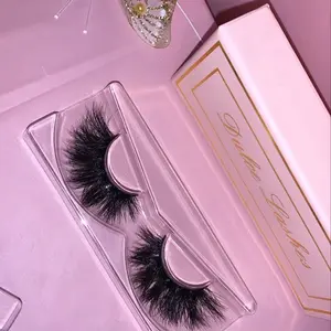 Luxe Lashes - Long-lasting Eyelashes for a Flawless Look