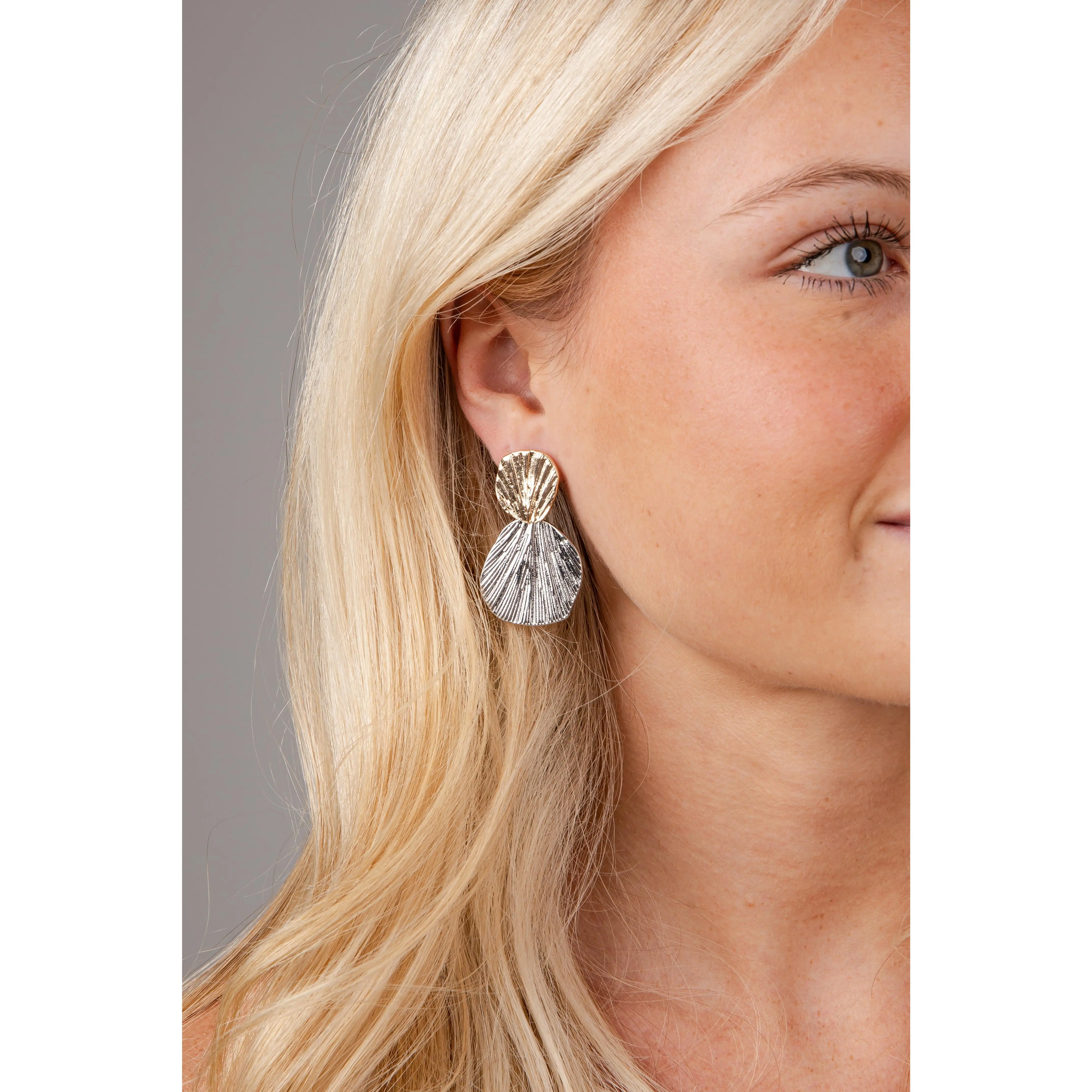 Kaelie Silver Shell Drop Earrings