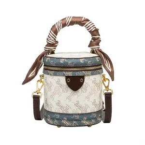 Genuine Leather Autumn and Winter Cylinder Bag Women 2024 New Premium Texture Niche Handheld Crossbody Round Bucket Bag