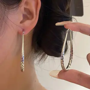 Elegant Embossed Rhombus Pattern Hoop Earrings Stylish Ear Gift for Everyday Wear or Special Events